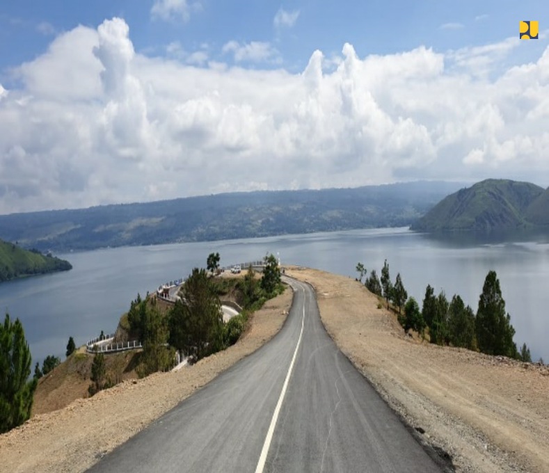 Tingkatkan Pariwisata Danau Toba, Kementerian PUPR Rampungkan Jalan ...